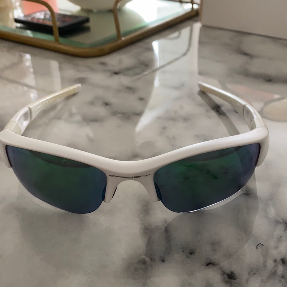 Oakley men’s glasses